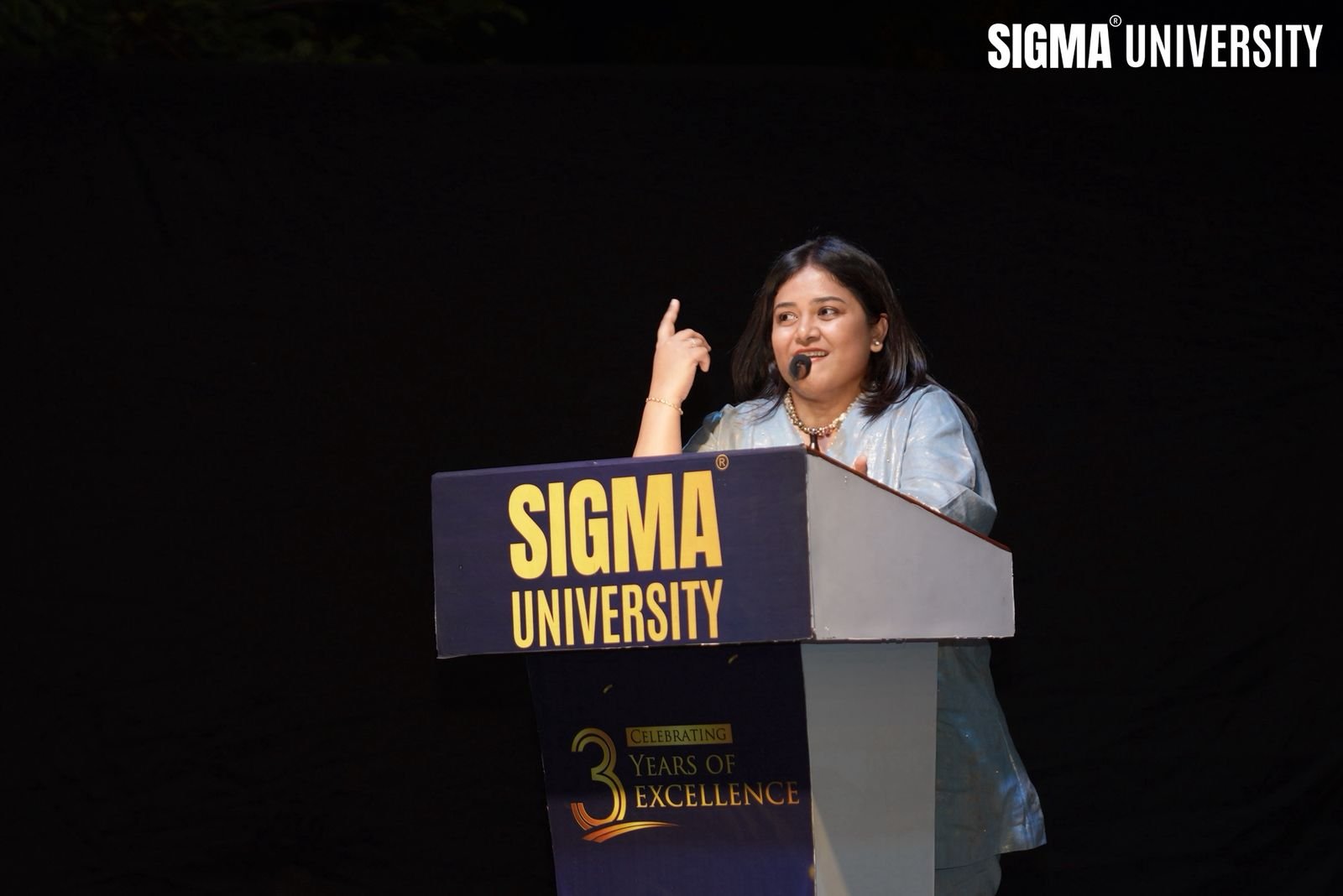 Dr. Shreya Shah speaking at Sigma University